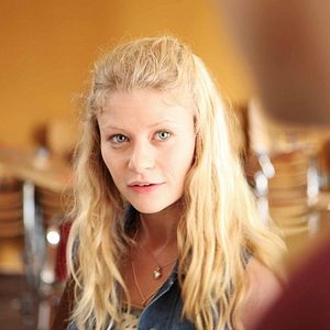 Bilder Emilie de Ravin