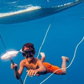 Bilder Walking Under Water