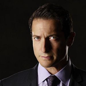 Bilder Sasha Roiz