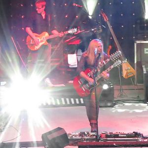 Bilder Love Supreme – Sechs Saiten und ein Brett