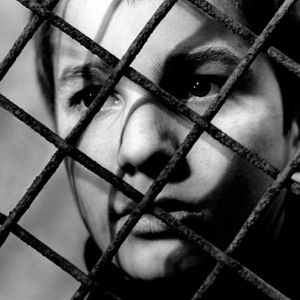 Bilder Sie küssten und sie schlugen ihn