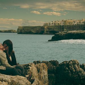 Bilder Spring - Love Is a Monster