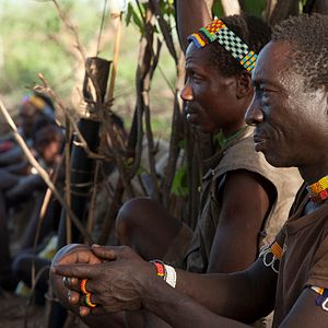 Bilder The Hadza: Last of the First