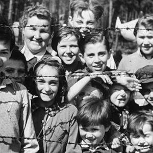 Bilder Night Will Fall