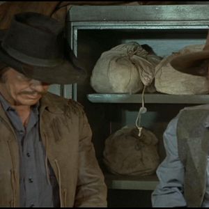 Bilder Rivalen unter roter Sonne