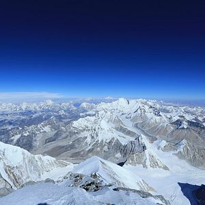 Bilder Beyond the Edge - Sir Edmund Hillarys Aufstieg zum Gipfel des Everest