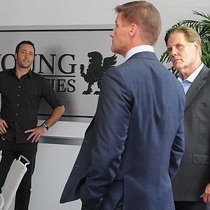 Bilder Alex O'Loughlin