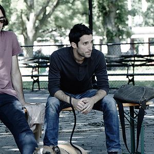 Bilder Loitering With Intent