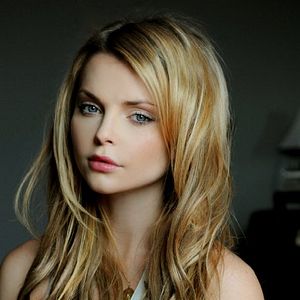 Bilder Izabella Miko