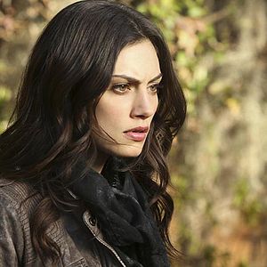 Bilder Phoebe Tonkin