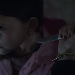 Bilder At the Devil's Door