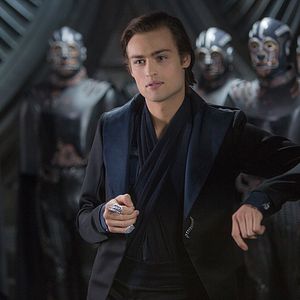 Bilder Douglas Booth