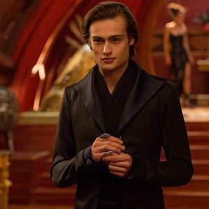 Bilder Douglas Booth