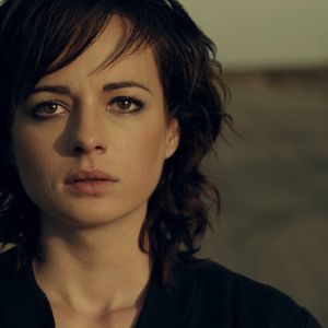 Bilder At the Devil's Door