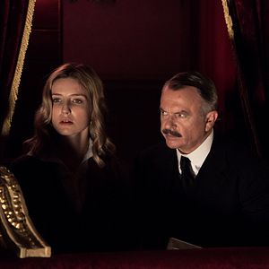 Bilder Annabelle Wallis