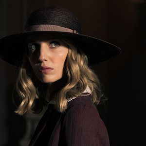 Bilder Annabelle Wallis