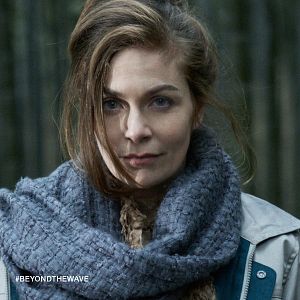 Bilder Beyond The Wave