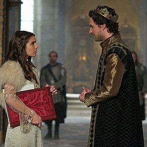 Bilder Caitlin Stasey