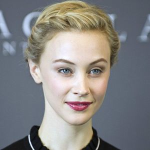 Bilder Sarah Gadon