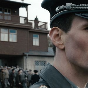 Bilder Nackt unter Wölfen