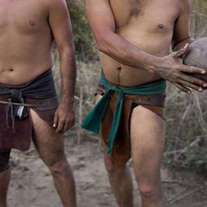 Bilder Bounce: How the Ball Taught the World to Play