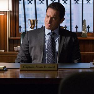 Bilder Sasha Roiz
