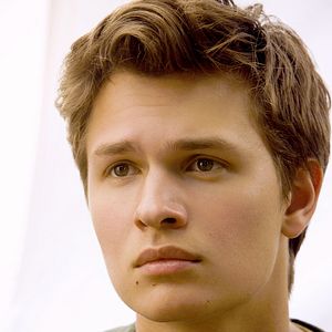 Bilder Ansel Elgort