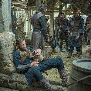 Bilder Clive Standen