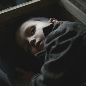 Bilder Nackt unter Wölfen