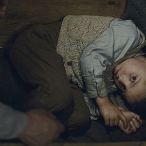 Bilder Nackt unter Wölfen