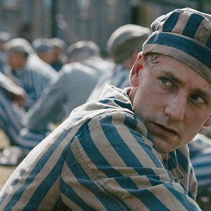 Bilder Nackt unter Wölfen