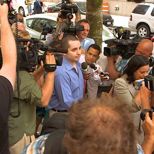 Bilder Thought Crimes