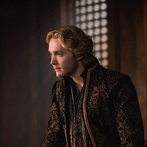 Bilder Toby Regbo