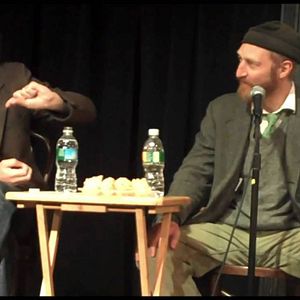 Bilder The Girl Under the Waves