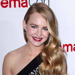 Bilder Britt Robertson