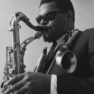 Bilder The Case of The Three Sided Dream