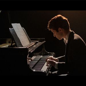 Bilder Triangle ou la valse de l'adieu