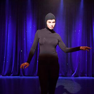 Bilder God Of Happiness