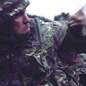 Bilder Hooligans at War: North vs. South