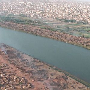 Bilder We Come as Friends