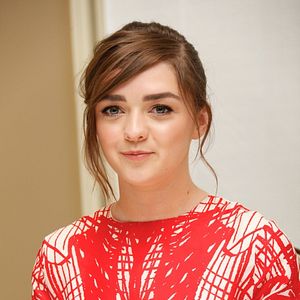 Bilder Maisie Williams