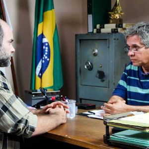 Bilder Até que a Casa Caia