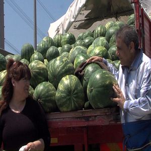 Bilder Yağmurlu Gecede Gülperi