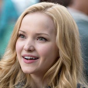 Bilder Dove Cameron