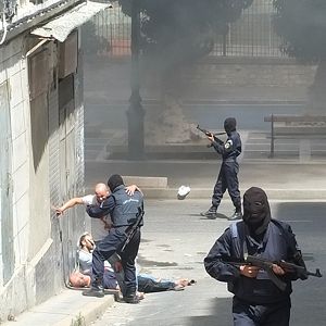 Bilder Let Them Come