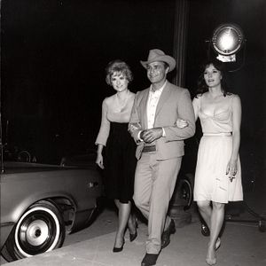 Bilder Listen to Me Marlon