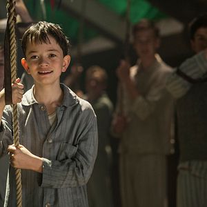 Bilder Lewis MacDougall