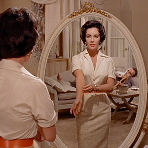 Bilder Die Katze auf dem heißen Blechdach