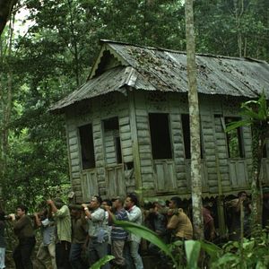 Bilder Men Who Save The World