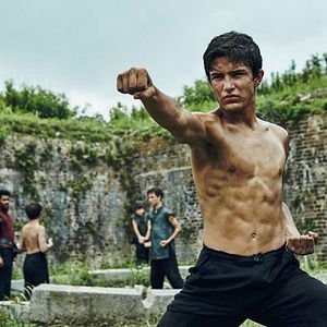 Bilder Into The Badlands